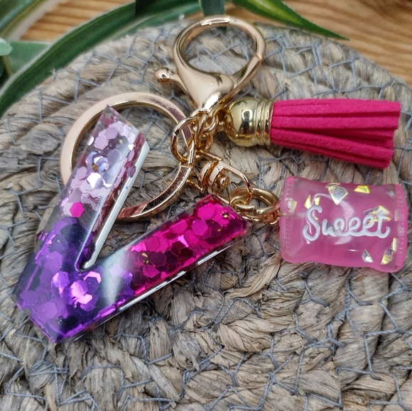 SELOVO Initial  " V" Keychain Purple Letter Alphabet Sweet Bag Charm Key Chain . - Picture 4 of 9